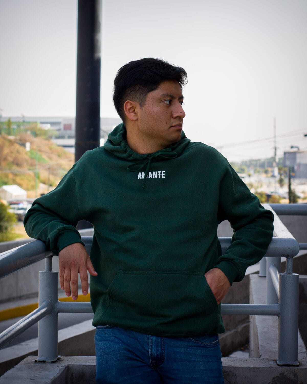 Libranos Verde Hoodie - Imagen 4